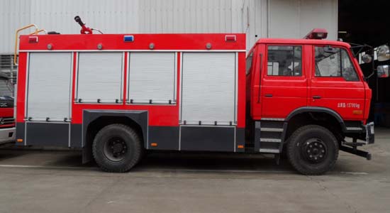 東風145水罐(泡沫)消防車載液5噸